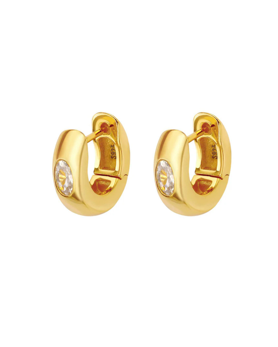 Greta Huggie Earrings Gold