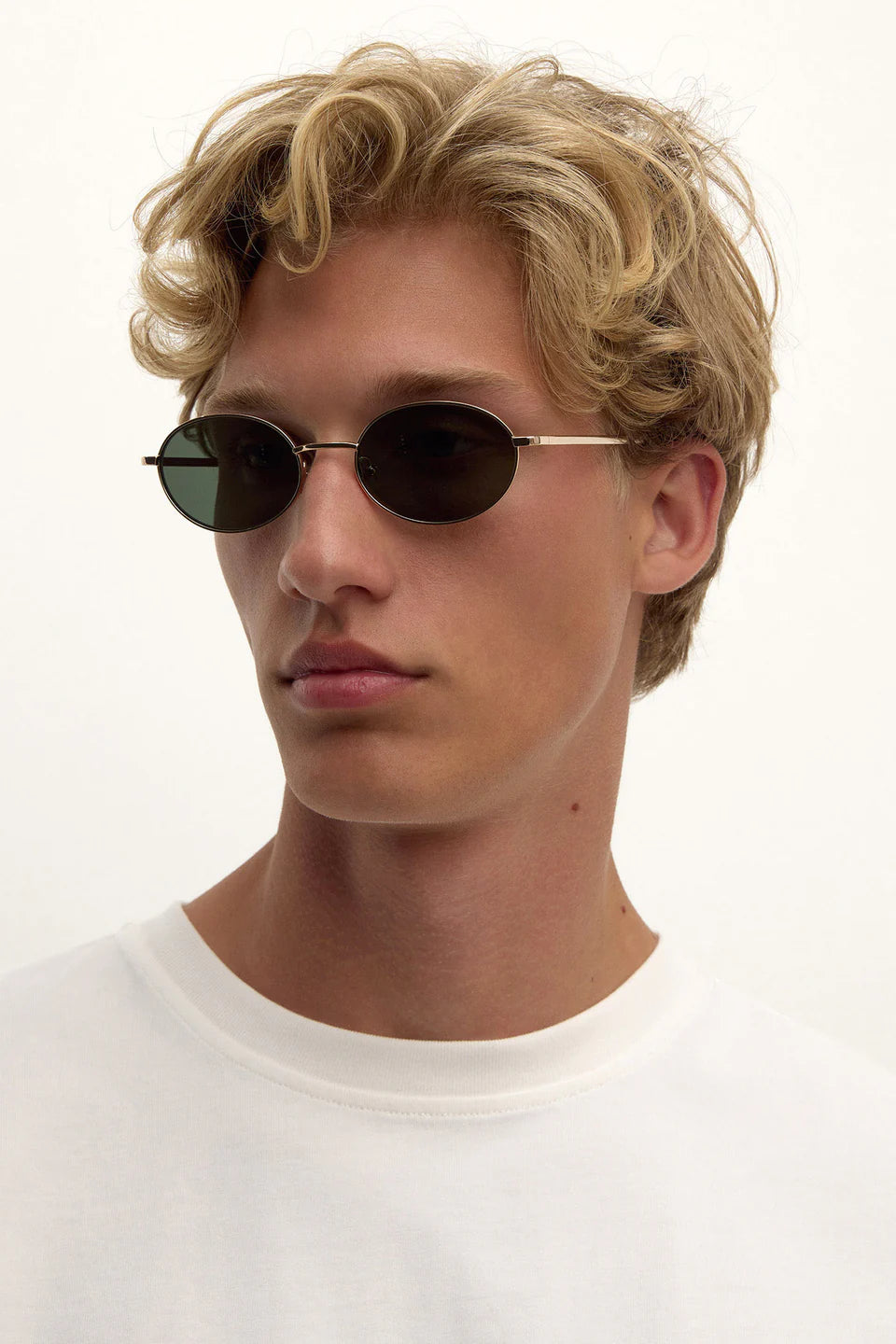 Metal Oval Frame Sunglasses