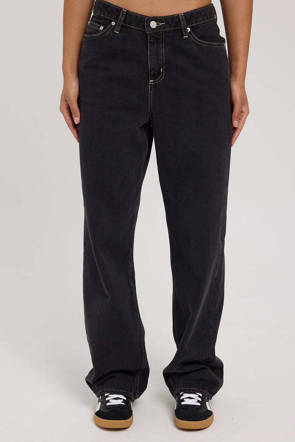 Mid Baggy Throwback Black