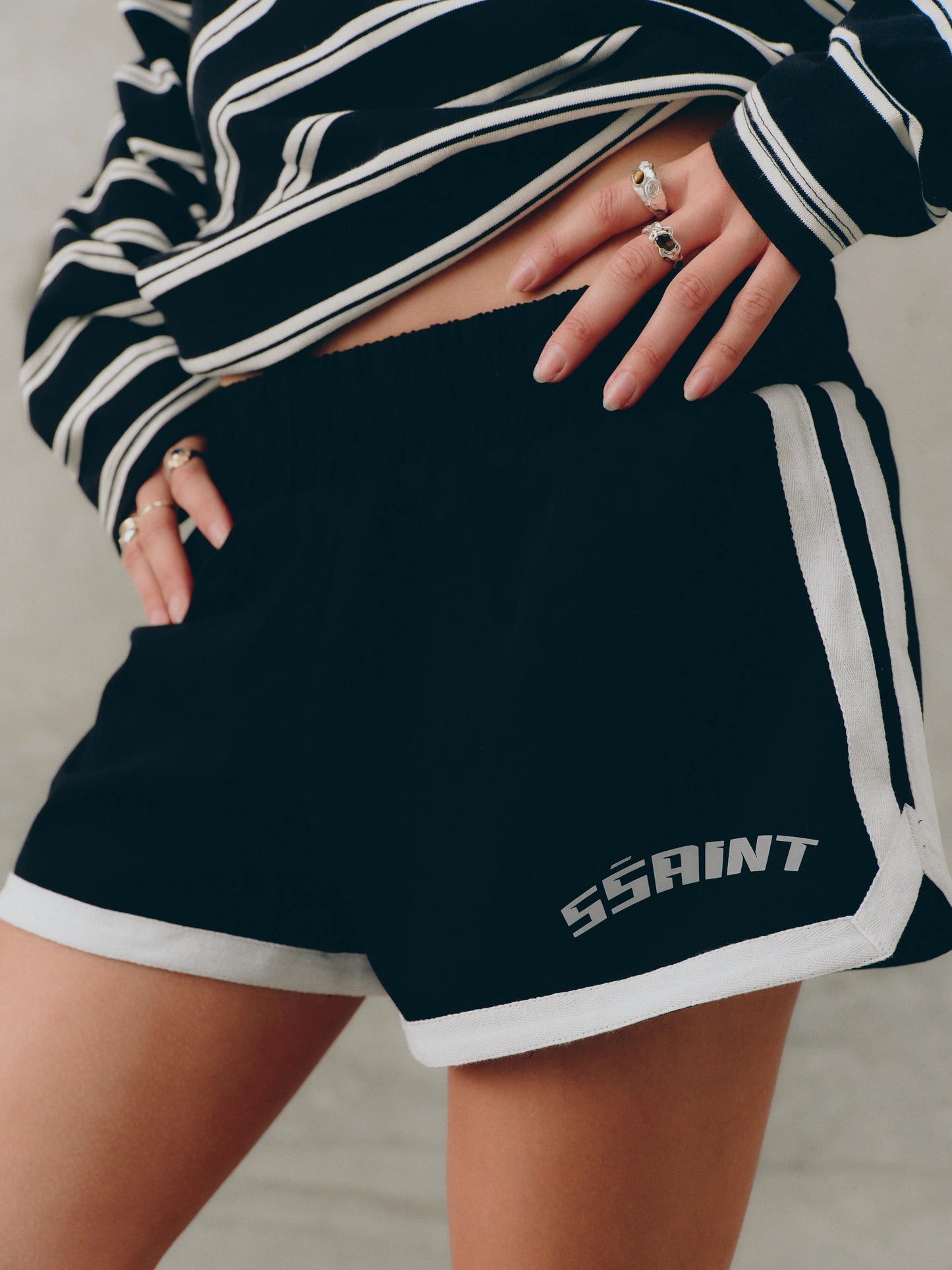 Reflective V Shorts Black