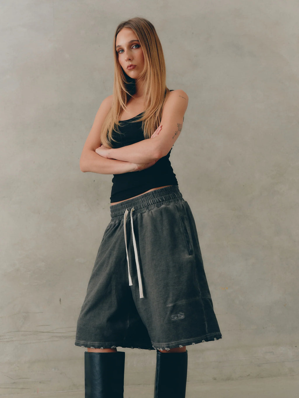 Distressed Lounge Shorts Grey