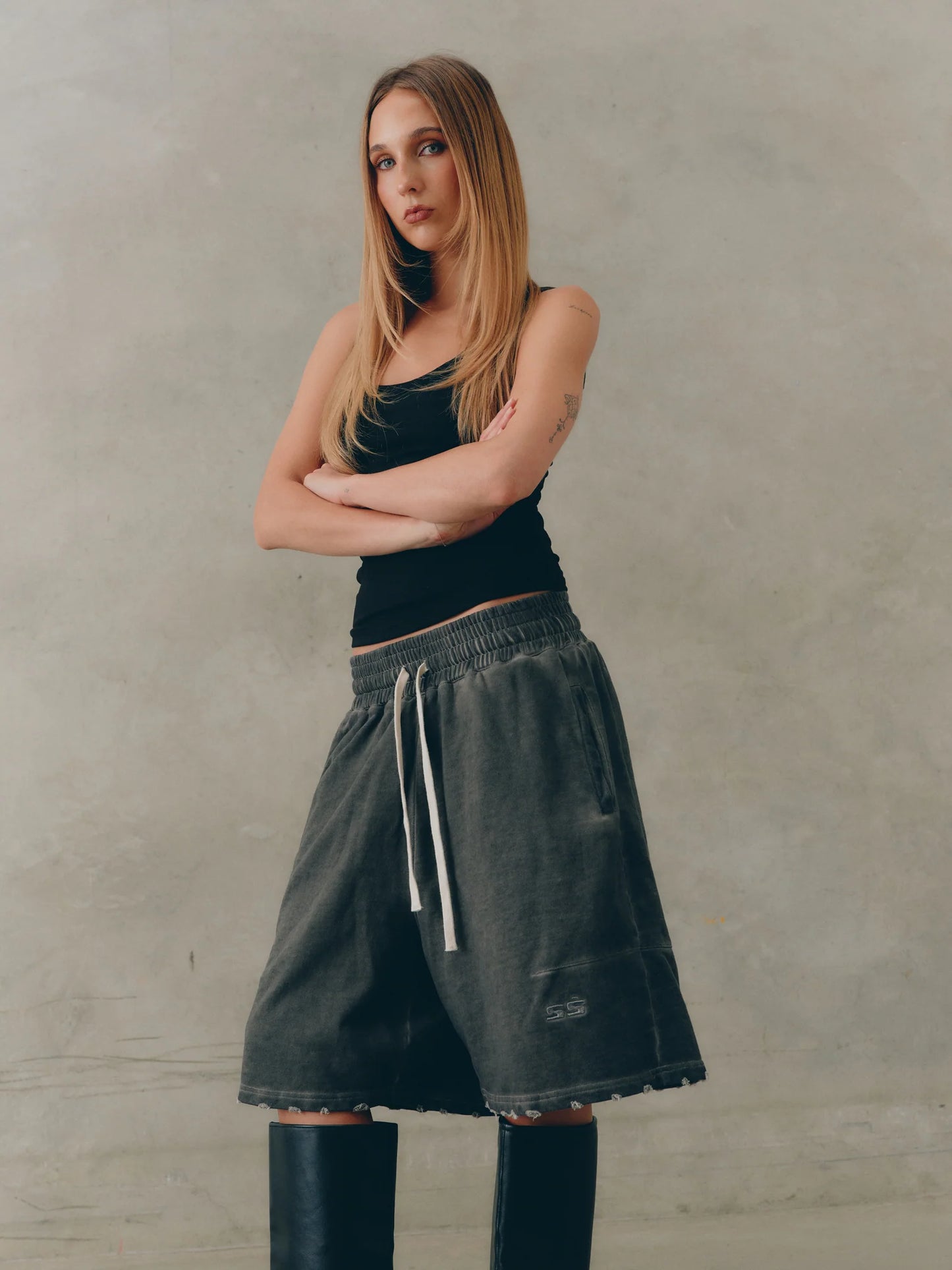 Distressed Lounge Shorts Grey