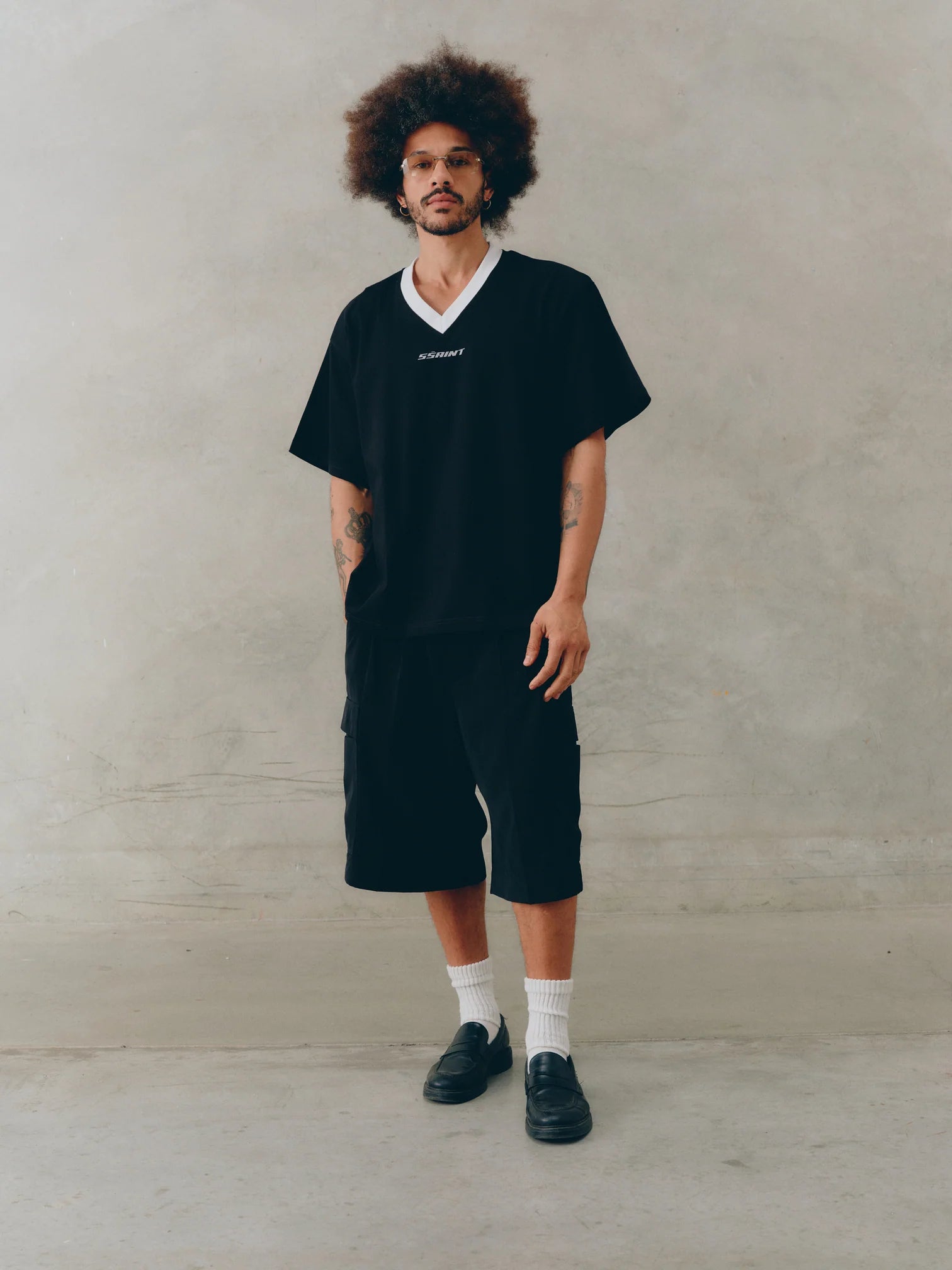 Reflective Tee V Neck Black