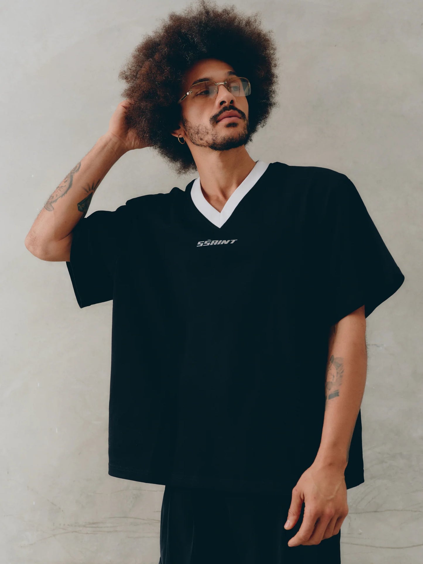 Reflective Tee V Neck Black