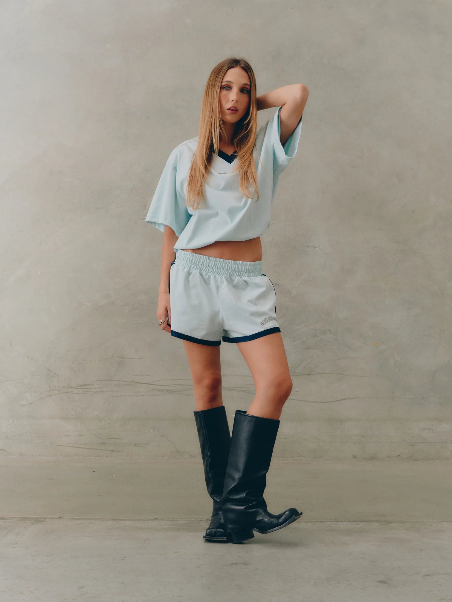 Reflective Tee V Neck Mint