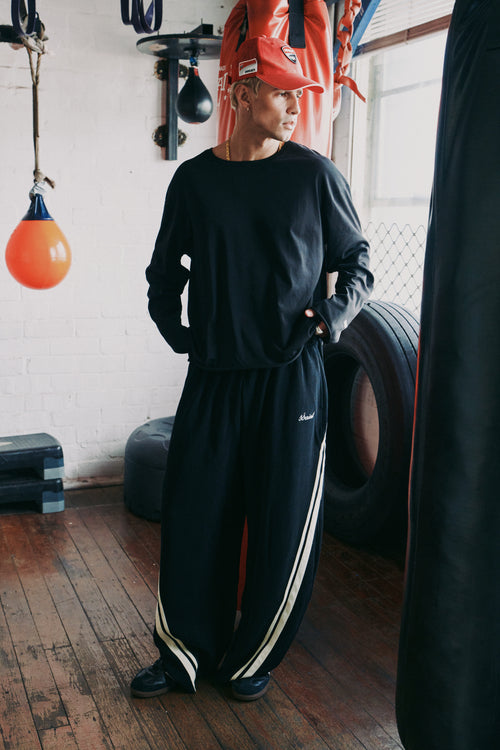 The Victory LS Tee Black