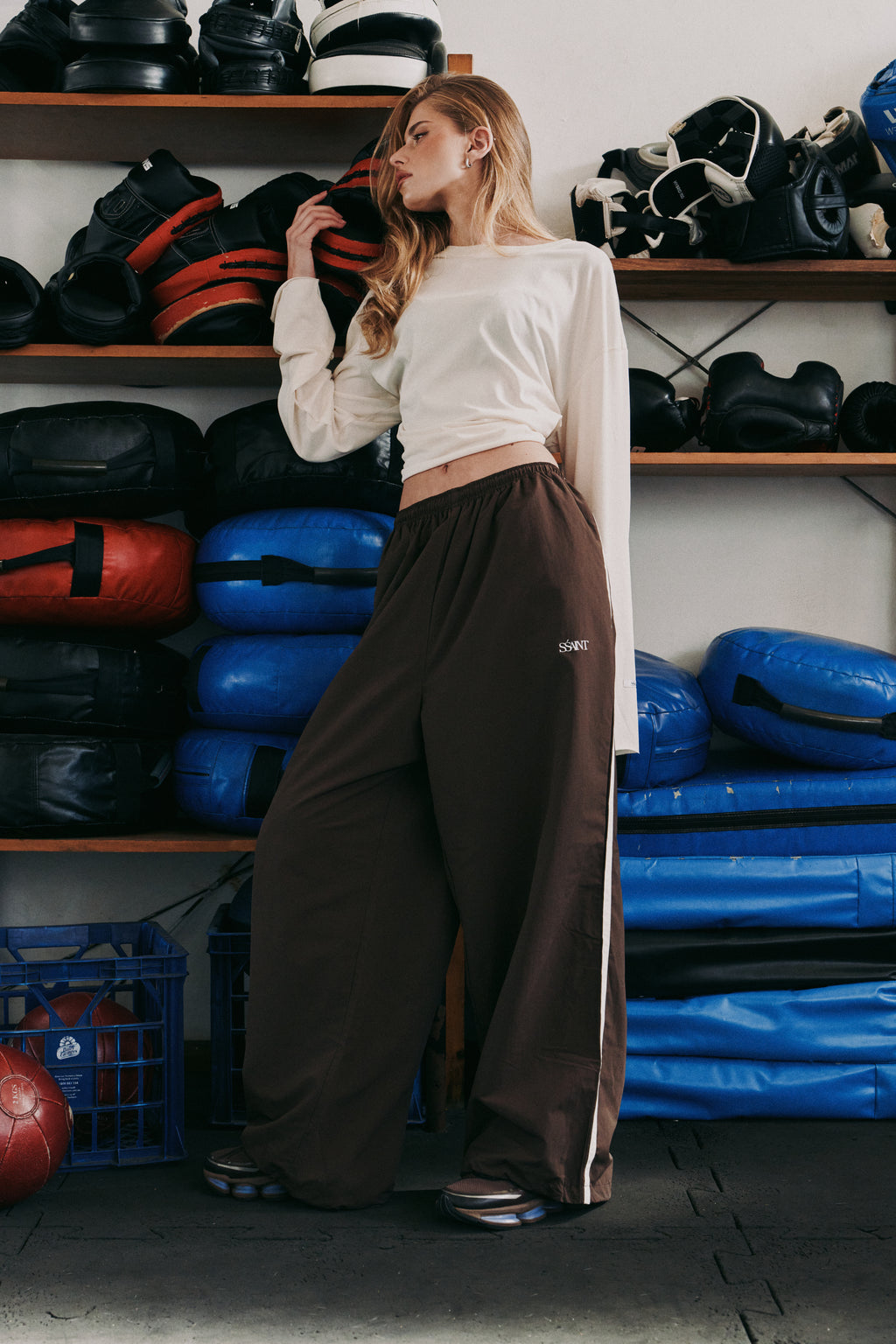 Windbreaker Loose Pant Brown