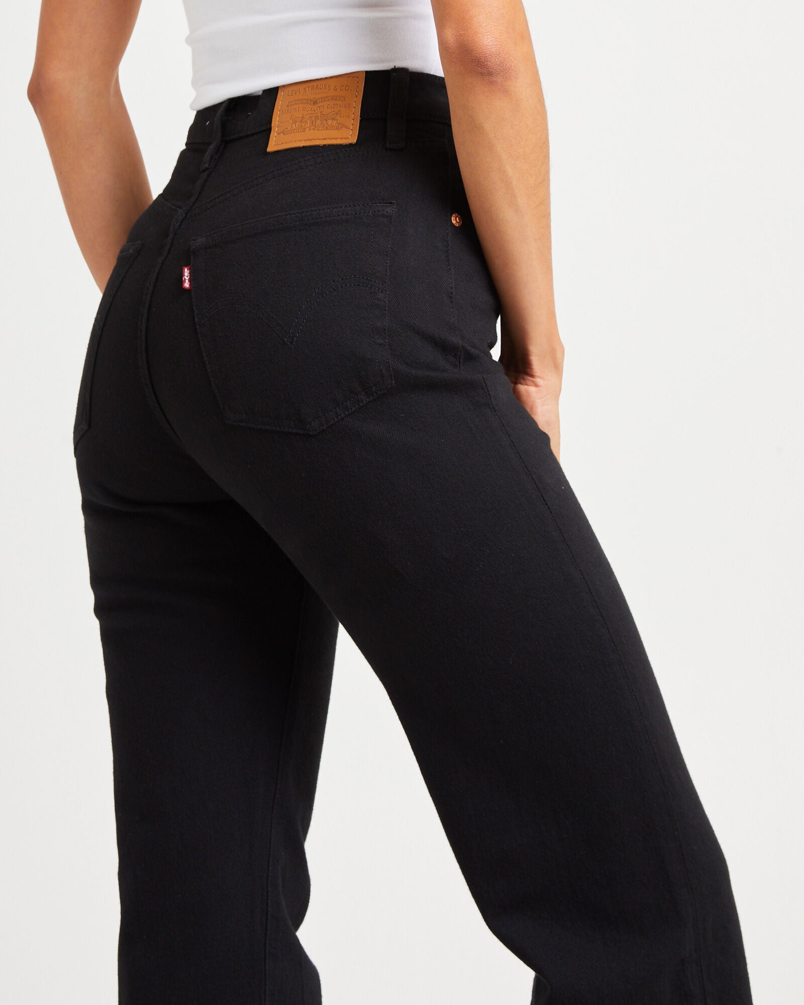 Ribcage Straight Black Sprout