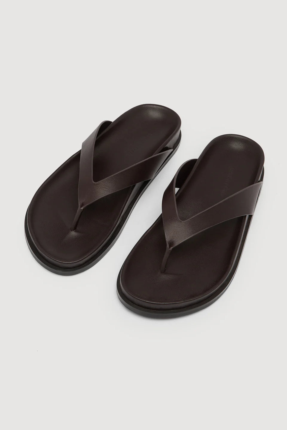 Mela Leather Thong Ganache