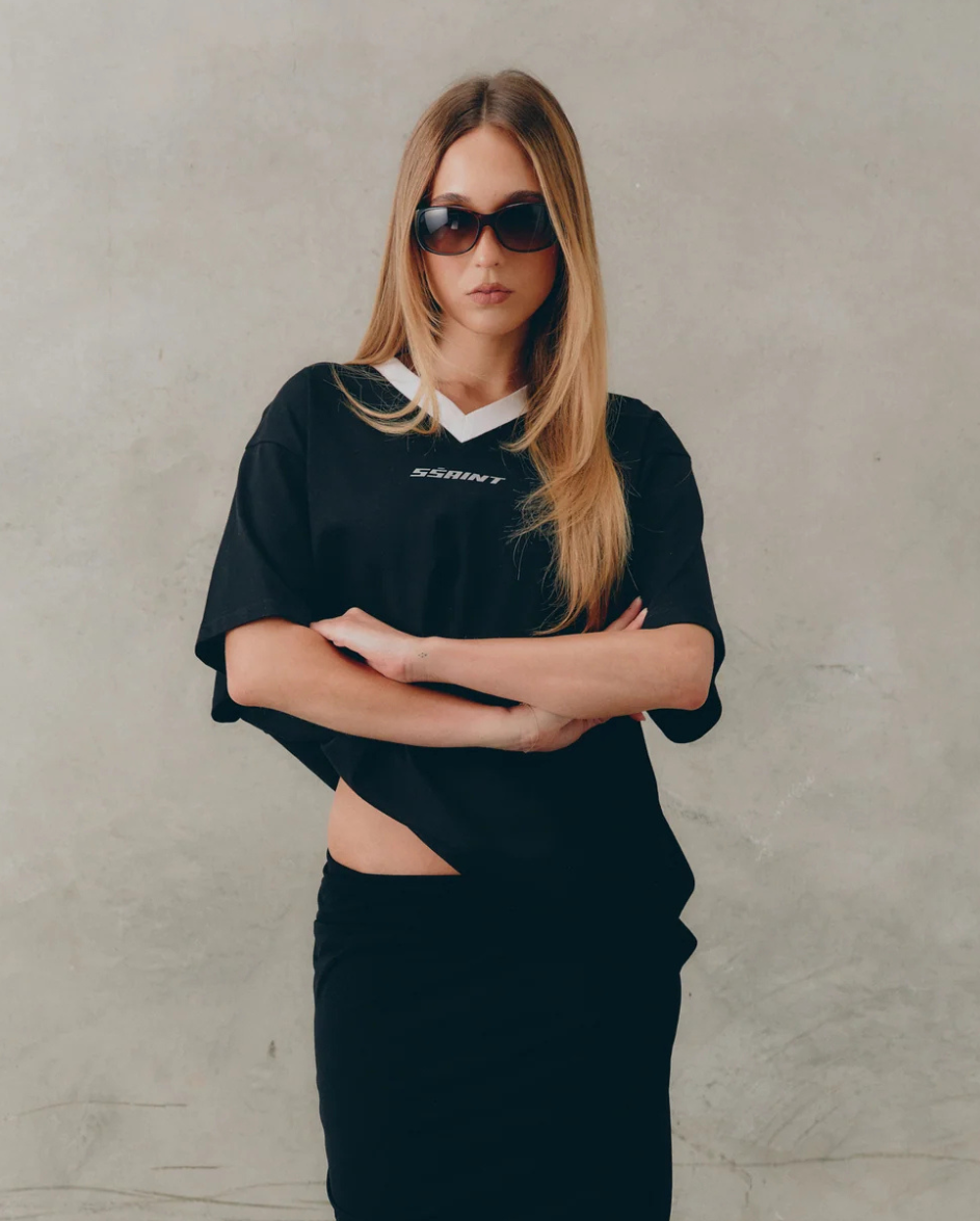 Reflective Tee V Neck Black