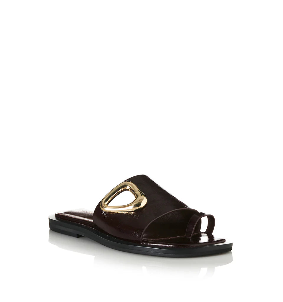 Elce Choc Oily Leather Flat