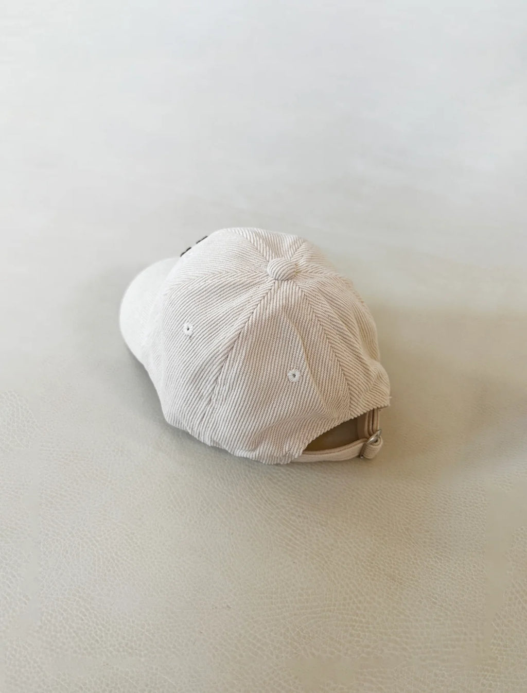 Circle Cap Cream Cocoa