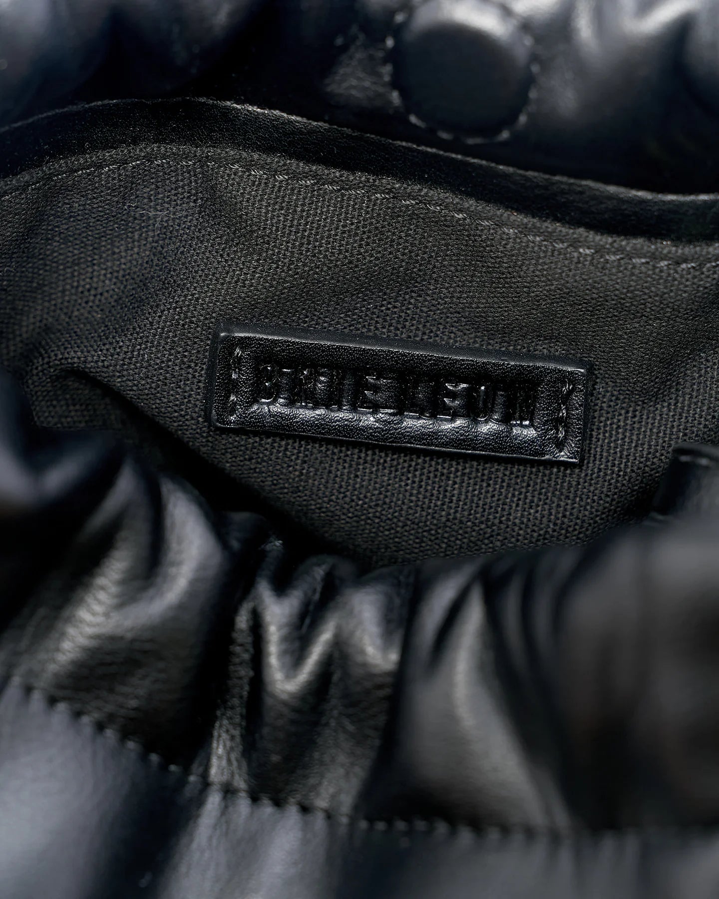 Halle Crossbody Black