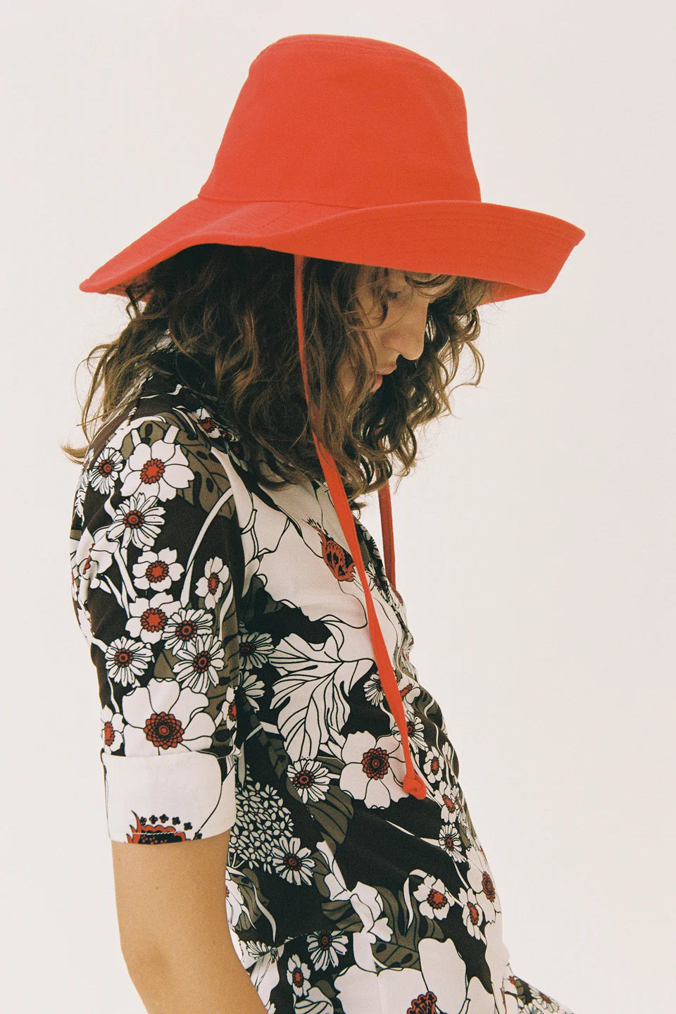 Holiday Bucket Flame Canvas