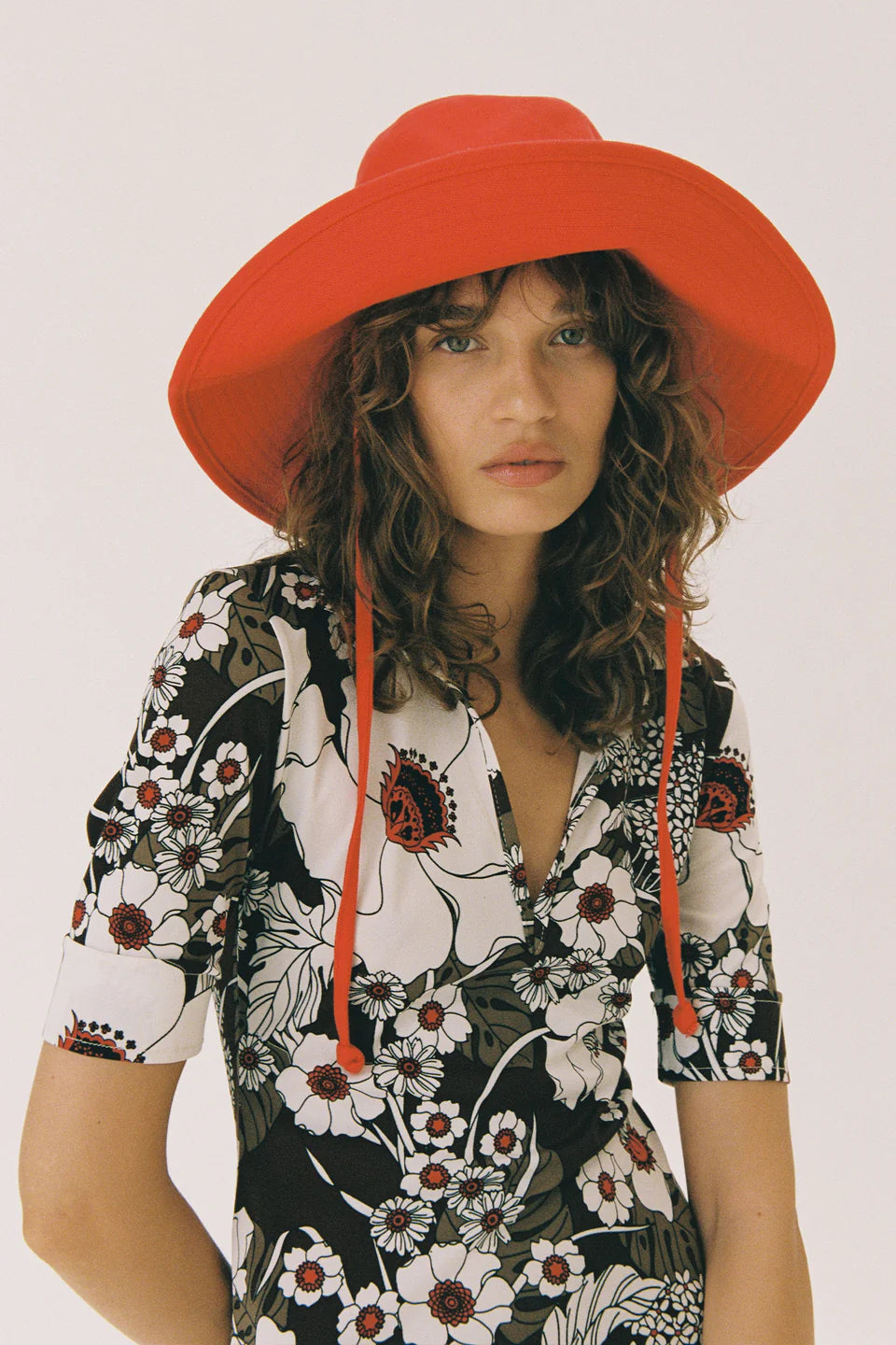 Holiday Bucket Flame Canvas