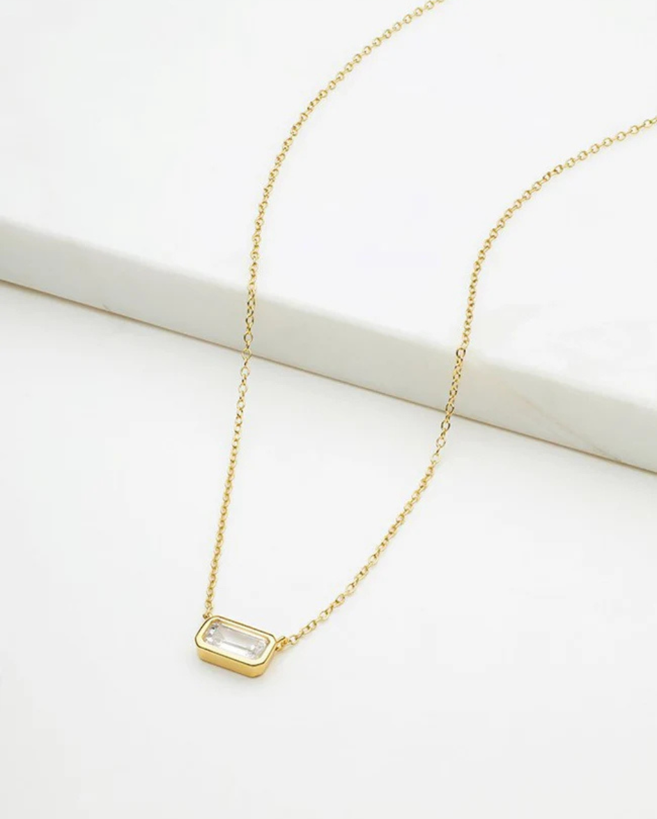 Emily Necklace Gold
