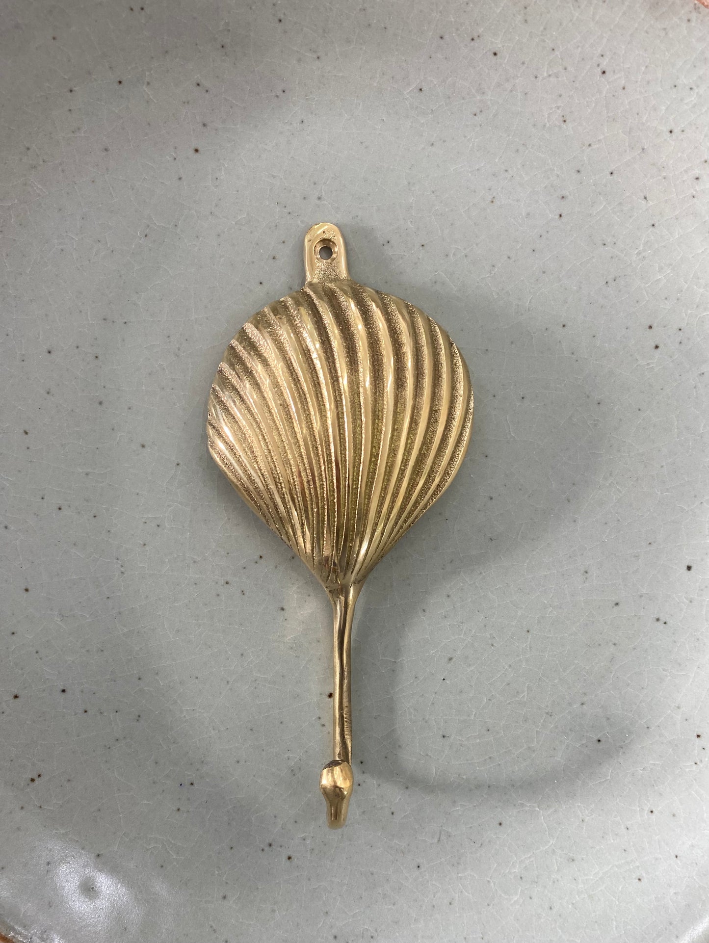 Brass Scalloped Shell Wall Hook