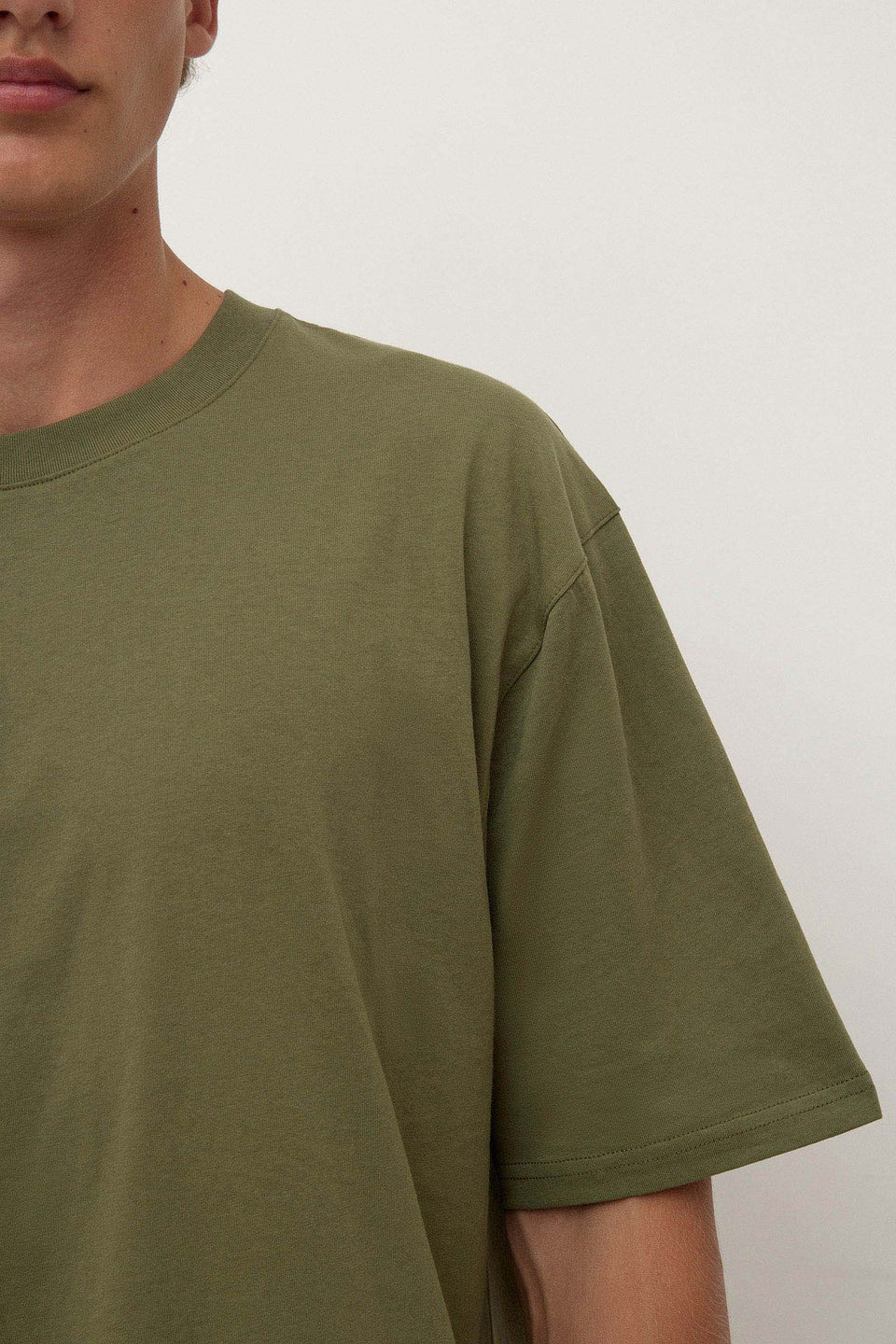 Knox Oversized Tee Chive