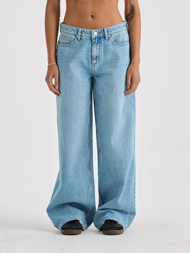 Low Slouch Skyline Blue Jeans