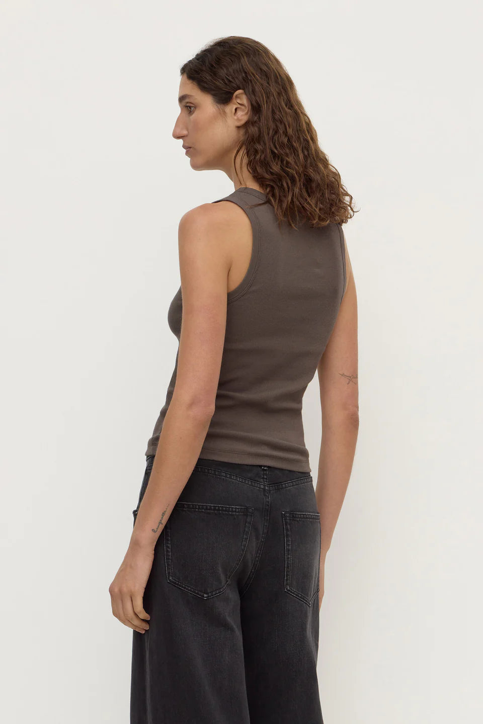 Robyn Scoop Neck Rib Tank Bark