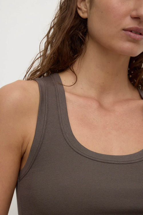 Robyn Scoop Neck Rib Tank Bark