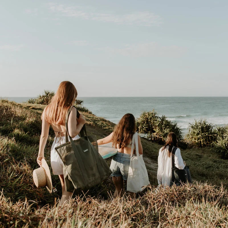 Beach Hauler Mini Bag Pandanus