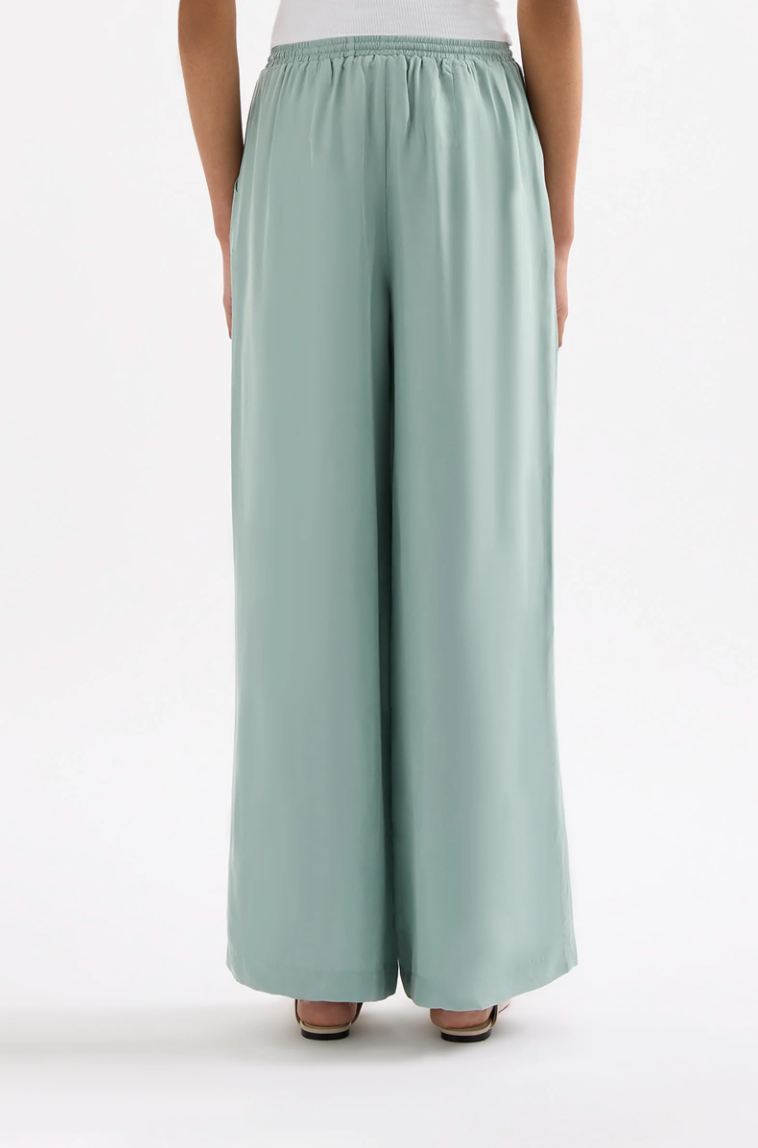 Rika Cupro Pant Capri