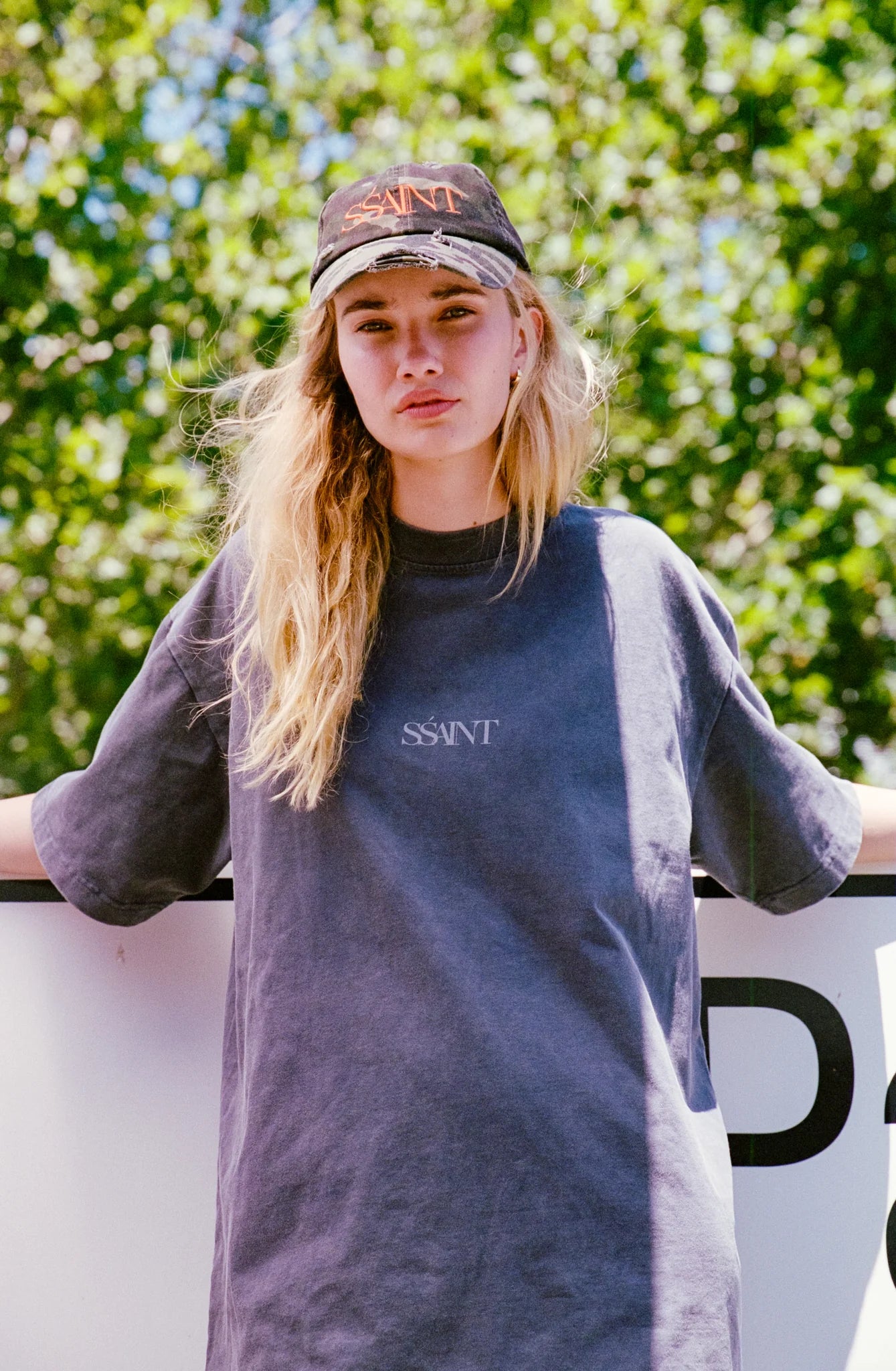 No Vacancy Tee Charcoal