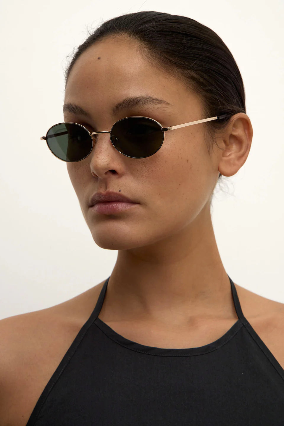 Metal Oval Frame Sunglasses