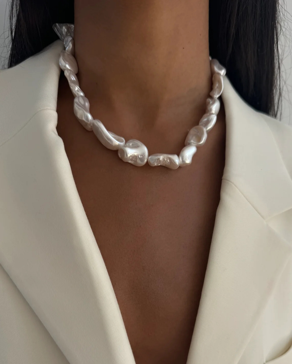 Macy Pearl Necklace