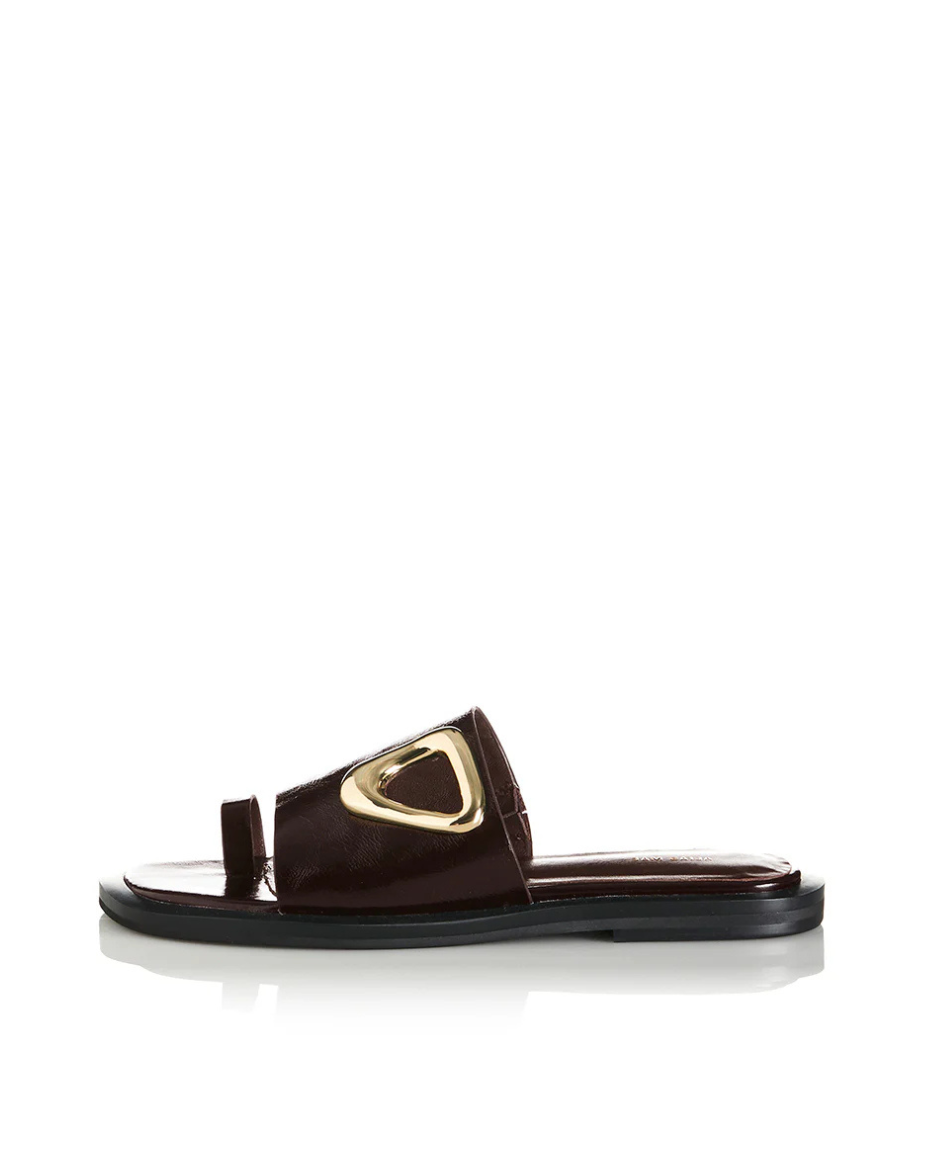 Elce Choc Oily Leather Flat