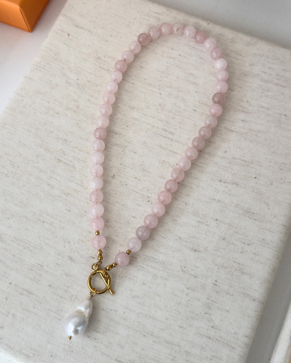Sophia Pearl Necklace Pink