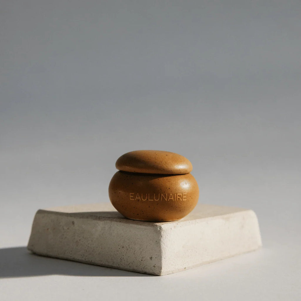 Mini Terre Lip Balm {brown}