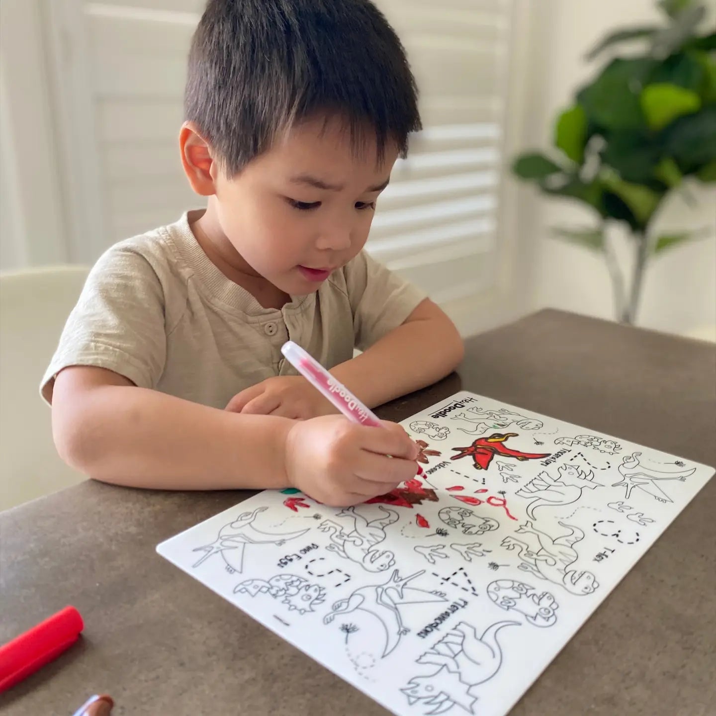 Dinoroar Mini Colouring & Doodle Mat