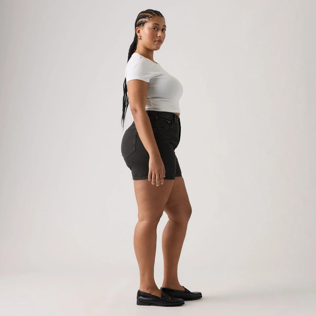 Cinch Mid-Thigh Shorts - Open Mind