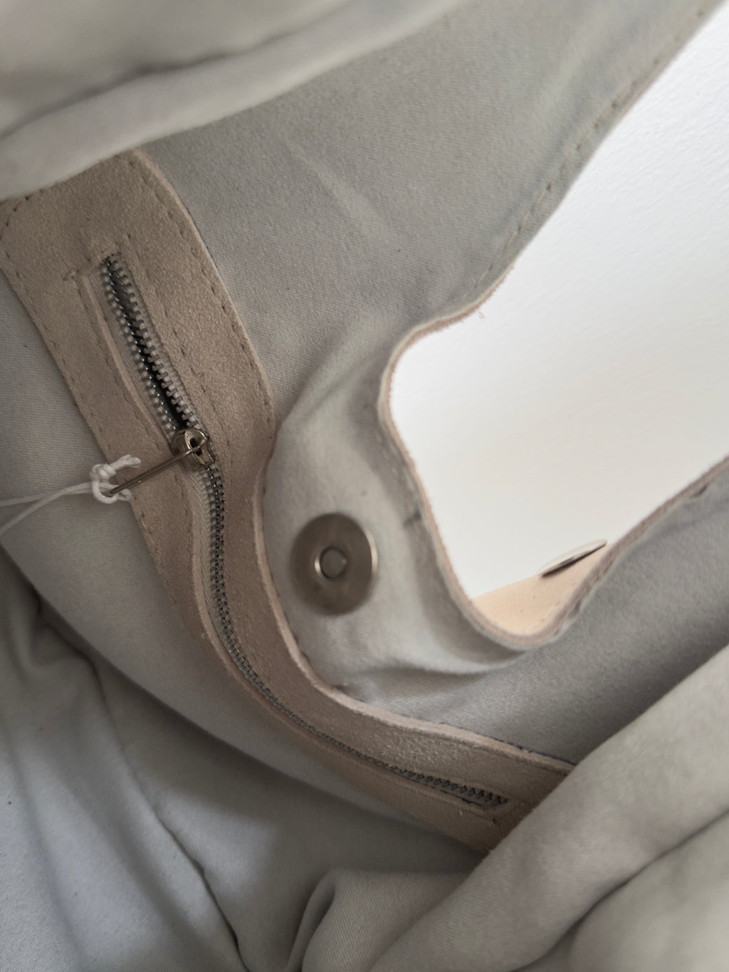 Leather Suede Stud Bag Ivory