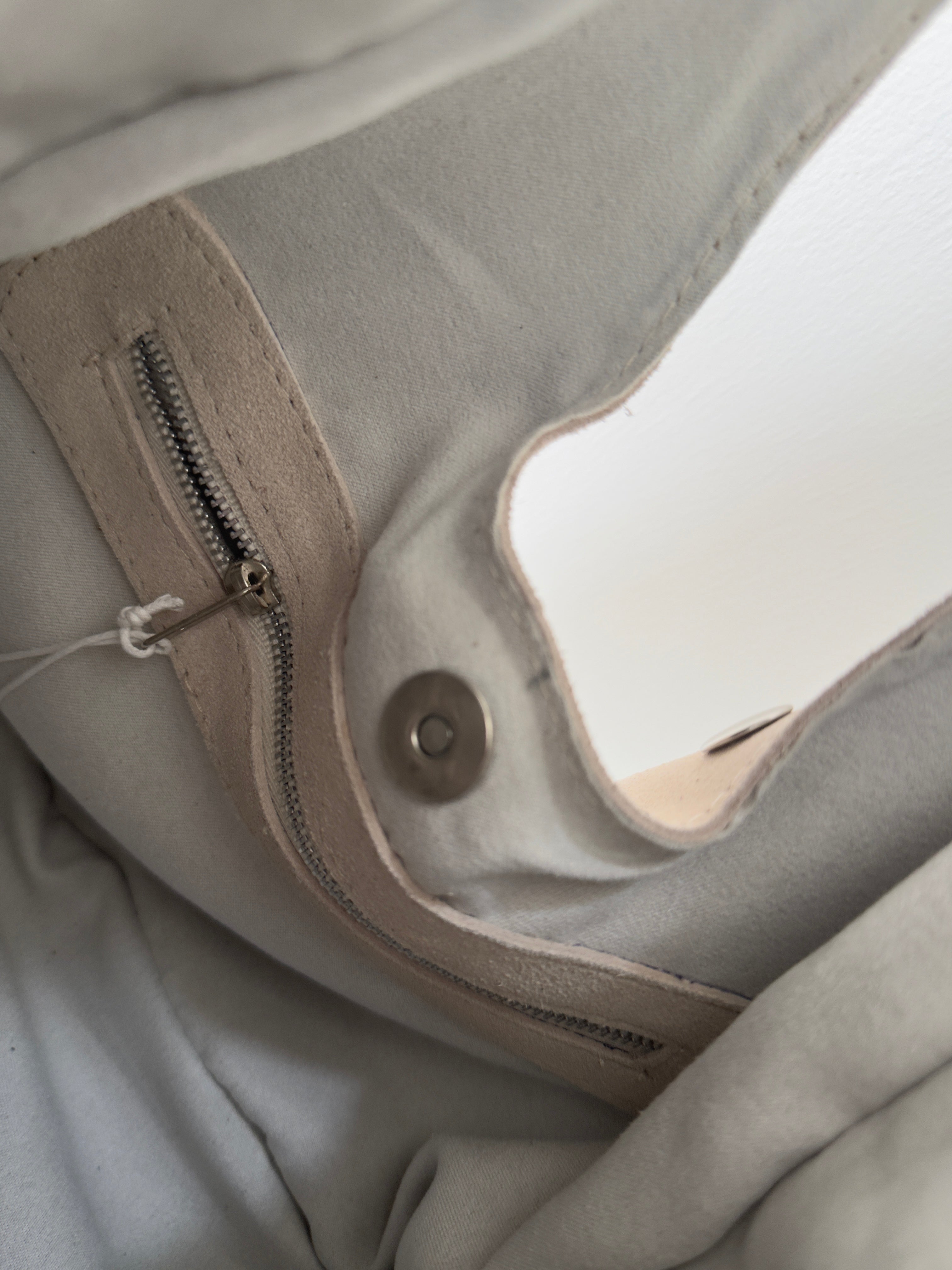 Leather Suede Stud Bag Ivory