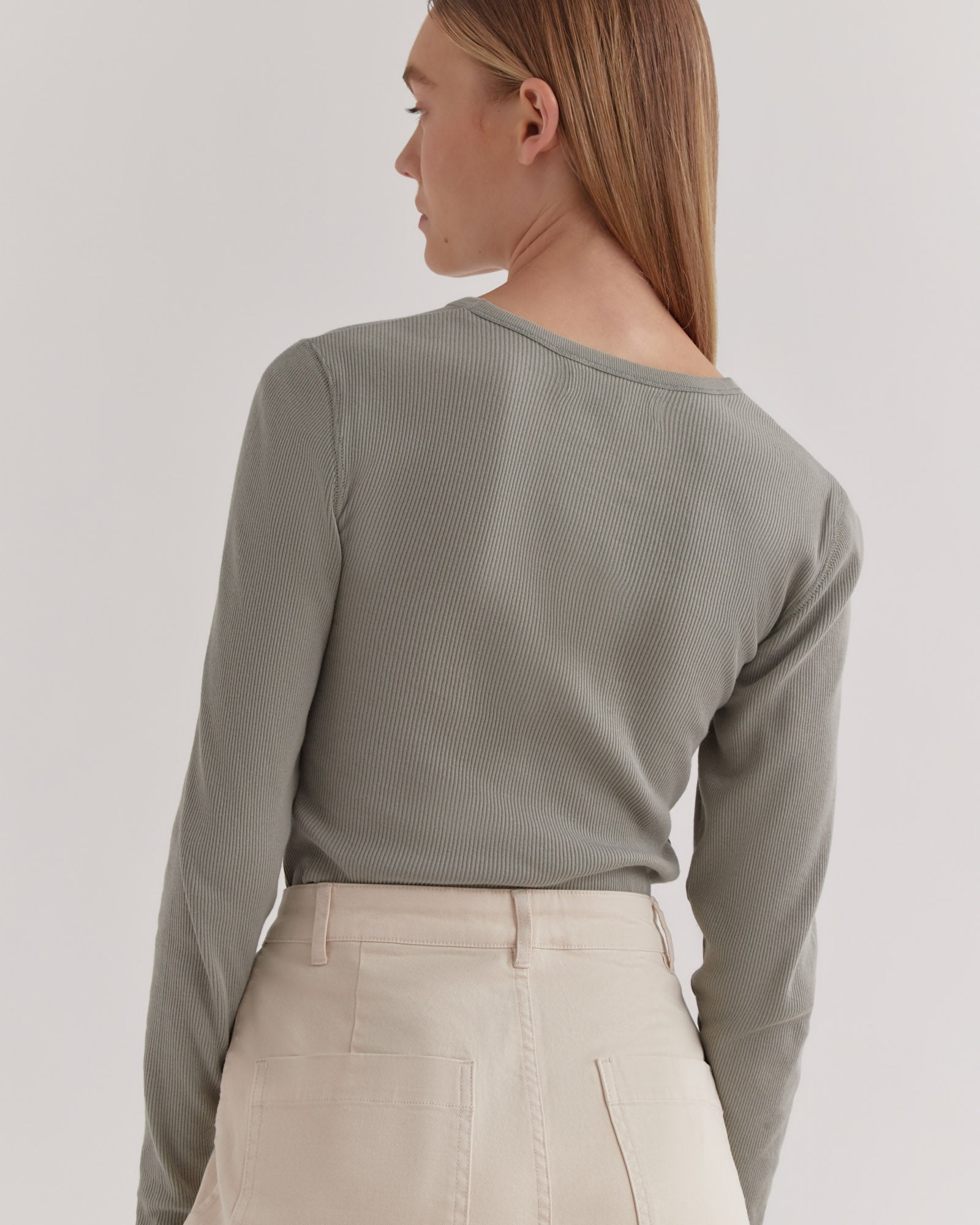 Aura LS Tee Green Fog