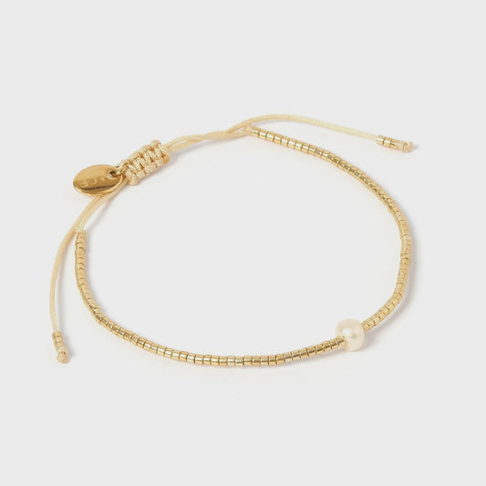 River Gold Pearl Bracelet