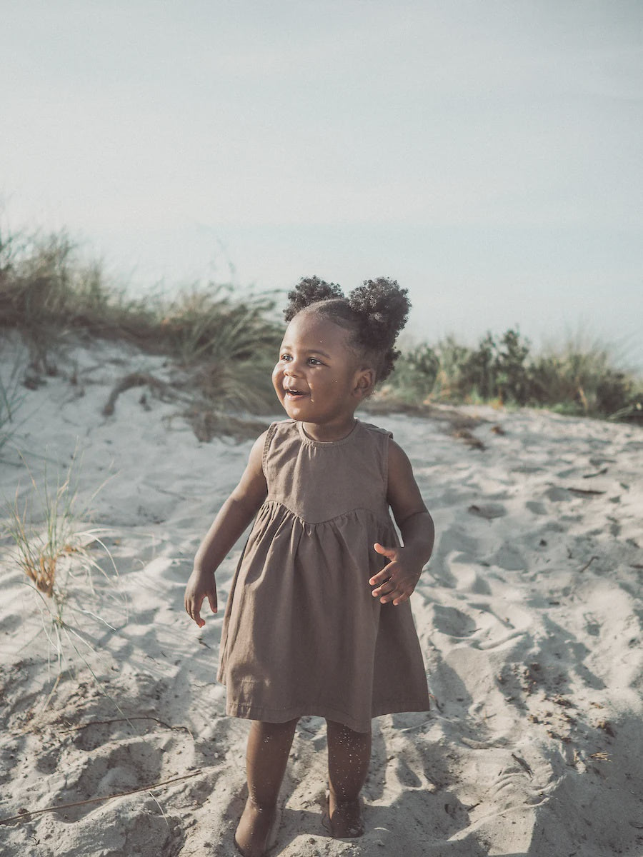 Wiggle Dress Mud