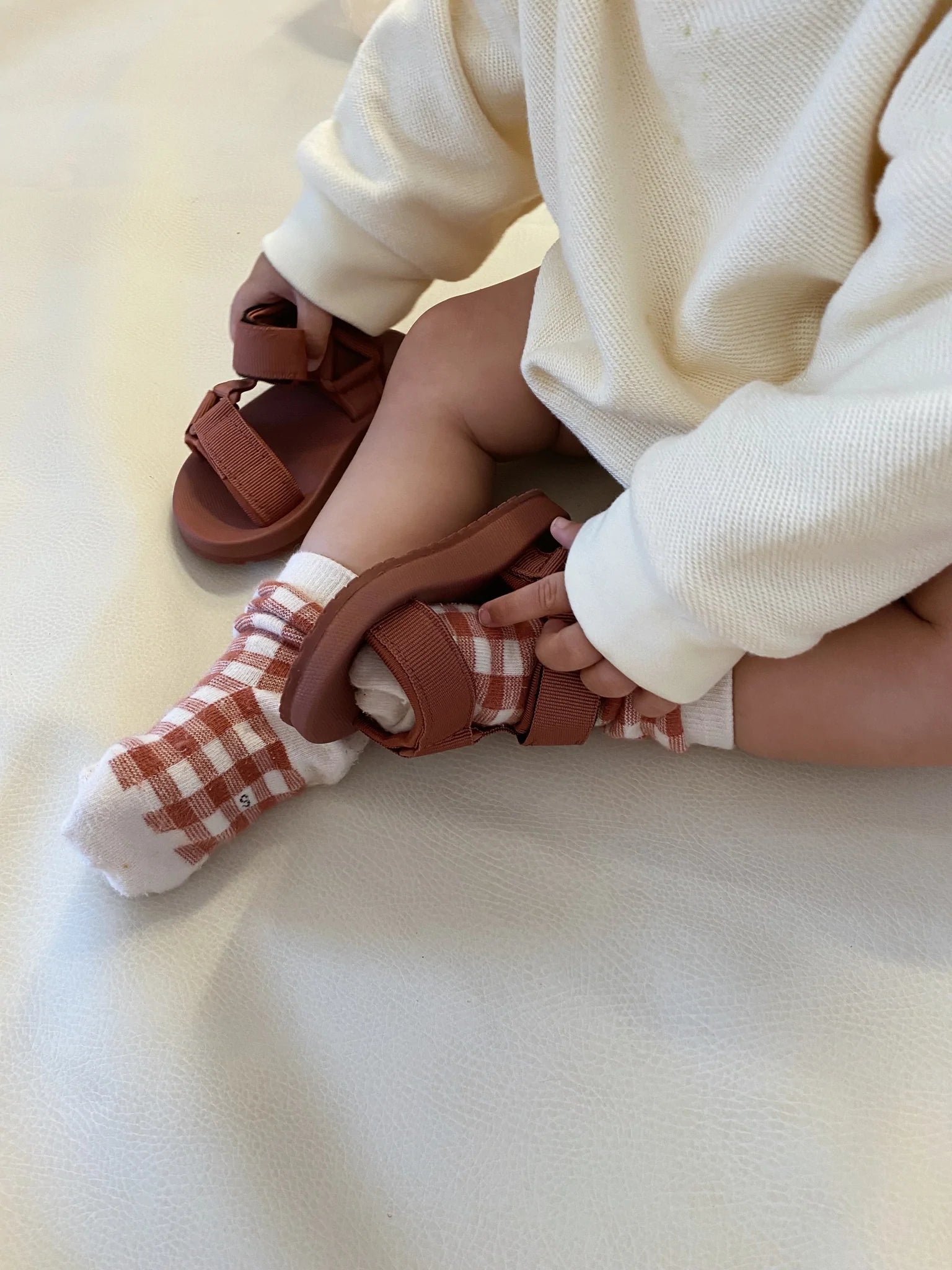 Kids 2025 velcro sandals