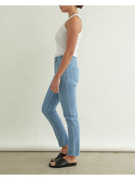 High Waist Taper Jean Light Indigo